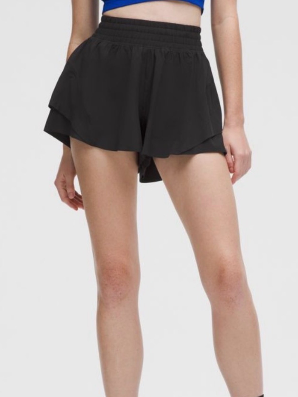 Lululemon High Rise Shake it Out shorts 2.5” in xxs